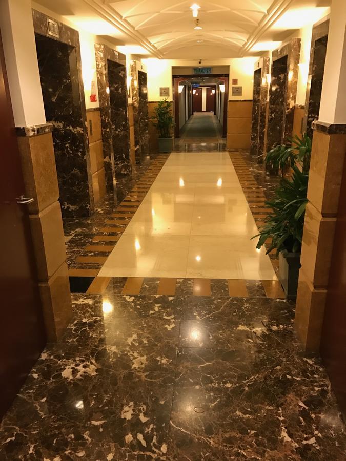Times Square Service Suites Куала Лумпур Екстериор снимка