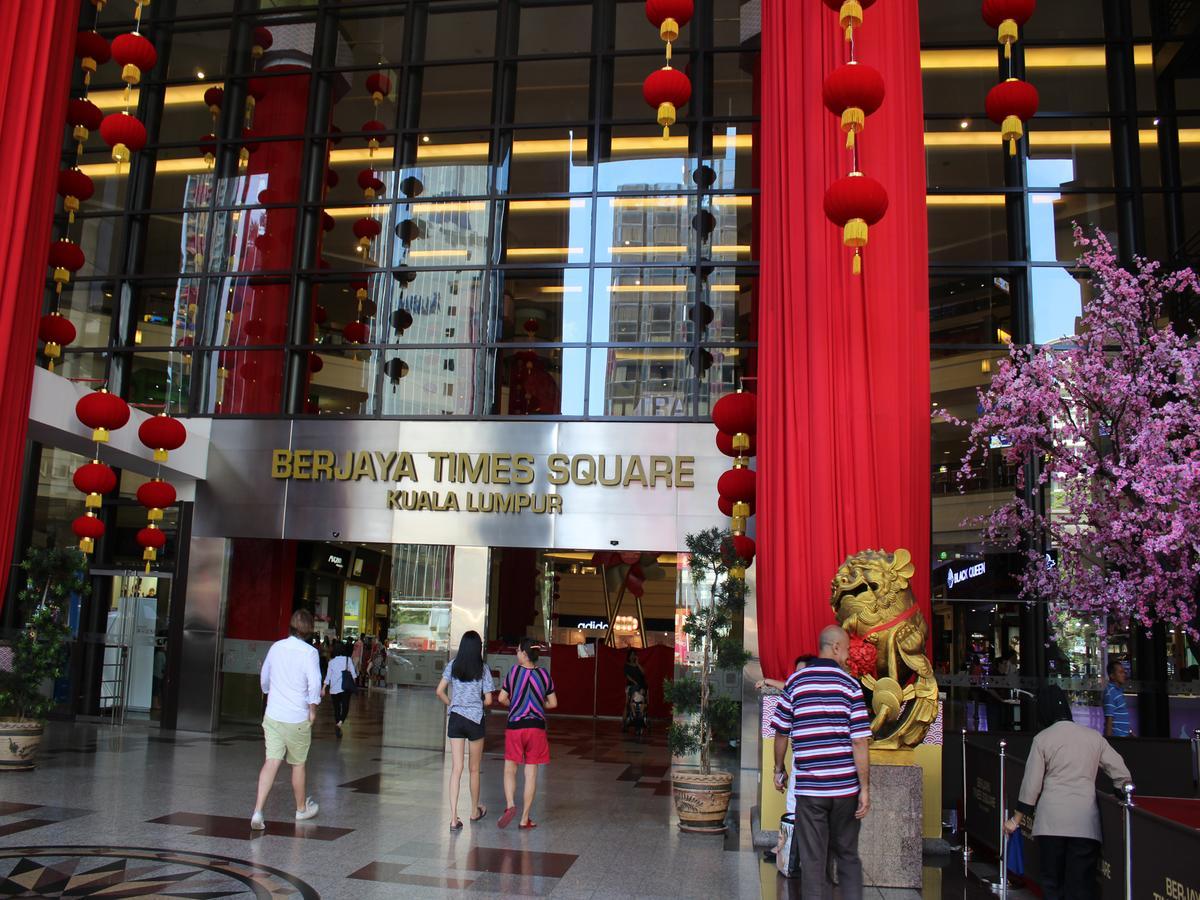 Times Square Service Suites Куала Лумпур Екстериор снимка